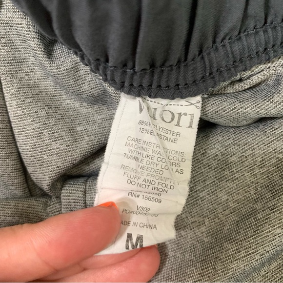 Vuori Mens kore gray lined drawstring shorts M - Picture 5 of 9